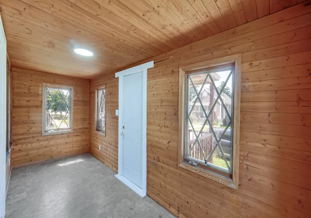 Photo 3 of Sale Pending at 4411 S Grover Ave, Hammond, IN 46327 | MLS# 844231 | Listing updated on 2026-09-21