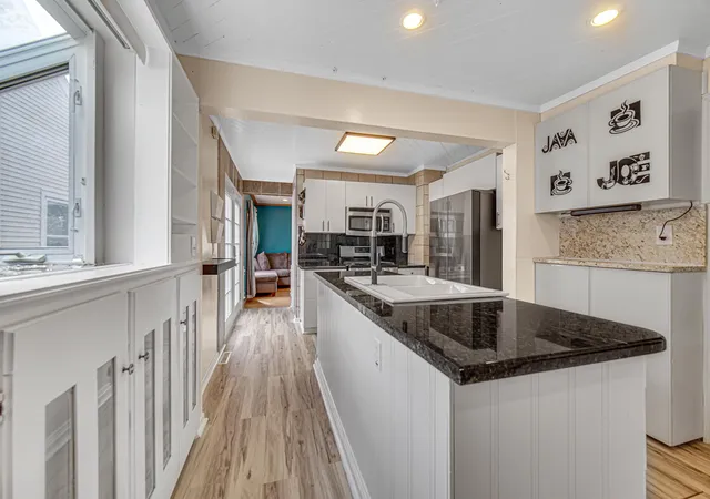 Photo 3 of Sale Pending at 1013 177th Place, Hammond, IN 46324 | MLS# 844709 | Listing updated on 2026-09-12