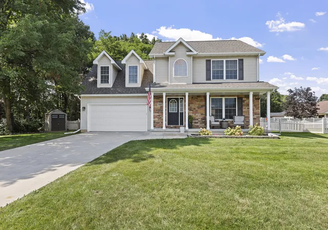 Photo 1 of Sale Pending at 518 Carrington Ln, Valparaiso, IN 46385 | MLS# 844247 | Listing updated on 2026-09-01