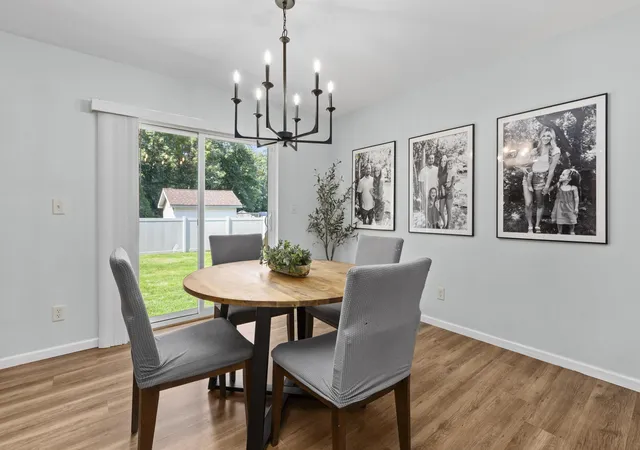 Photo 3 of Sale Pending at 518 Carrington Ln, Valparaiso, IN 46385 | MLS# 844247 | Listing updated on 2026-09-01
