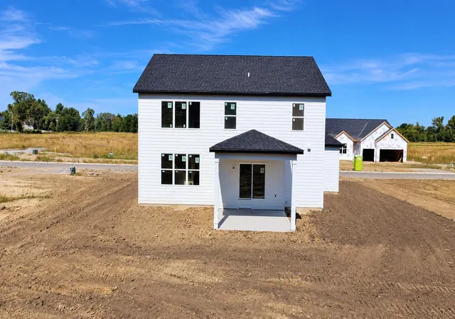 Photo 2 of Single family home for sale at 1859 Lambrusco Dr, Valparaiso, IN 46385 | MLS# 844241 | Listing updated on 2026-10-07
