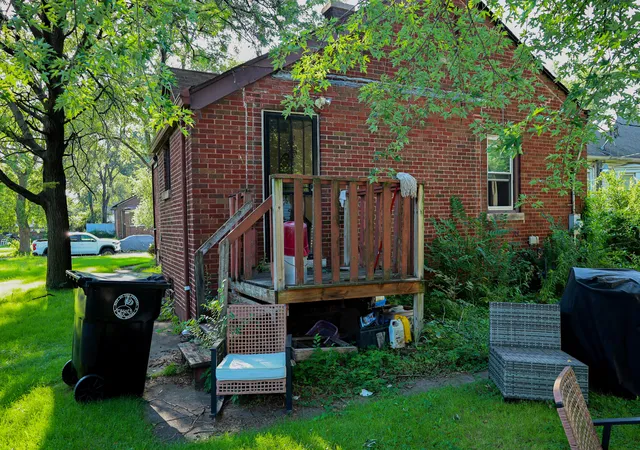 8th image of 355 Lincoln St, Gary, IN 46402 | MLS# 844252