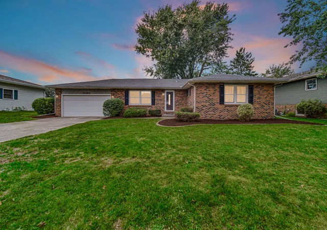 Photo 2 of Single family home for sale at 2060 Jackson St, Portage, IN 46368 | MLS# 846247 | Listing updated on 2026-10-05