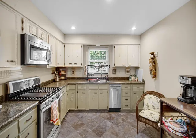 Photo 2 of Single family home for sale at 9507 Cleveland, Crown Point, IN 46307 | MLS# 844346 | Listing updated on 2026-10-01
