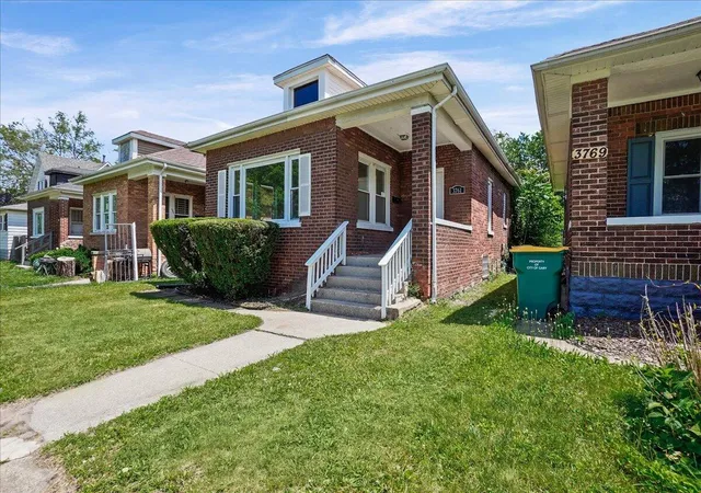 Photo 3 of Single family home for sale at 3761 Jackson St, Gary, IN 46408 | MLS# 844317 | Listing updated on 2026-09-28