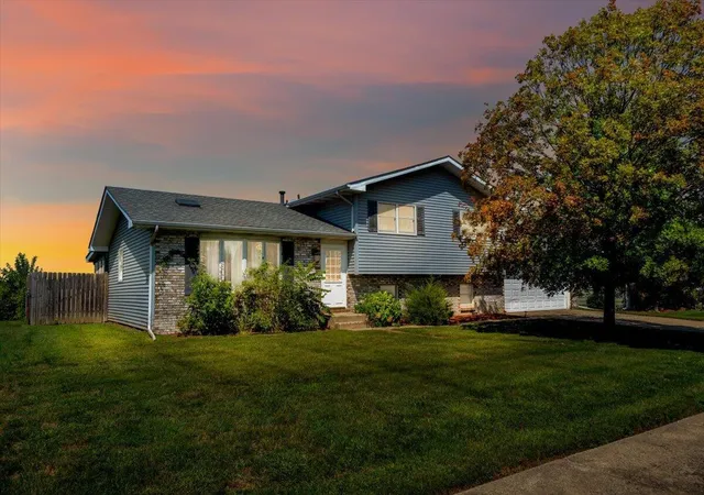 3rd image of 7520 Johnson St, Merrillville, IN 46410 | MLS# 844277