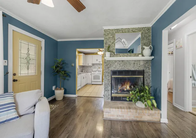 Photo 3 of Sale Pending at 3605 Evans Ave, Valparaiso, IN 46383 | MLS# 844293 | Listing updated on 2026-09-20