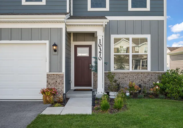 2nd image of 10370 Blaine St, Crown Point, IN 46307 | MLS# 844292