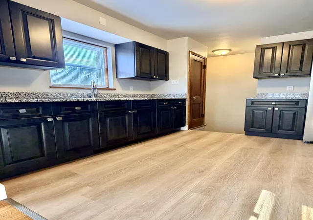 Photo 3 of Sale Pending at 1324 Lakeview Ave, Hammond, IN 46394 | MLS# 844299 | Listing updated on 2026-08-30