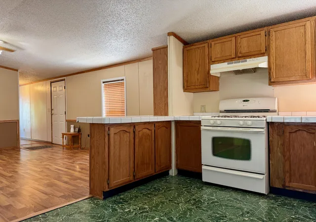 Photo 3 of Manufactured home for sale at 7497 S 250 W, North Judson, IN 46366 | MLS# 844314 | Listing updated on 2026-08-30