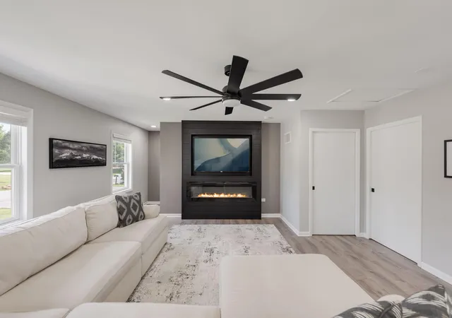 Photo 2 of Single family home for sale at 10736 Forestdale St, Saint John, IN 46373 | MLS# 844622 | Listing updated on 2026-09-01