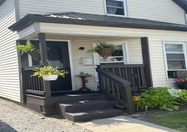 2nd image of 113 E Vine St, Rensselaer, IN 47978 | MLS# 844358