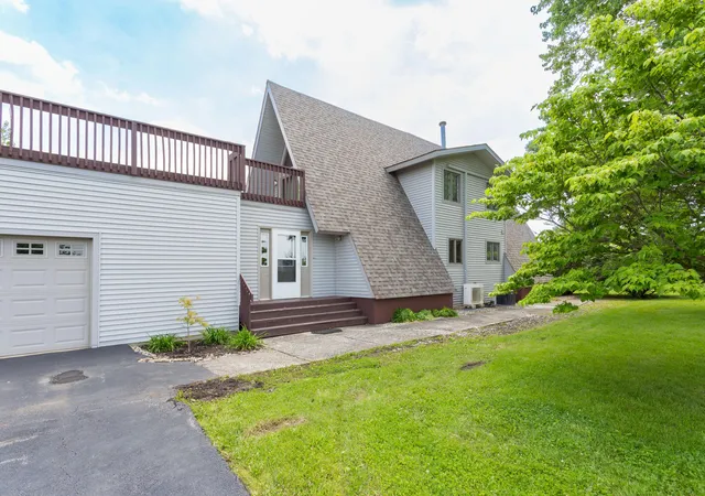Photo 2 of Single family home for sale at 9111 S 335 E, Brook, IN 47922 | MLS# 844330 | Listing updated on 2026-08-30