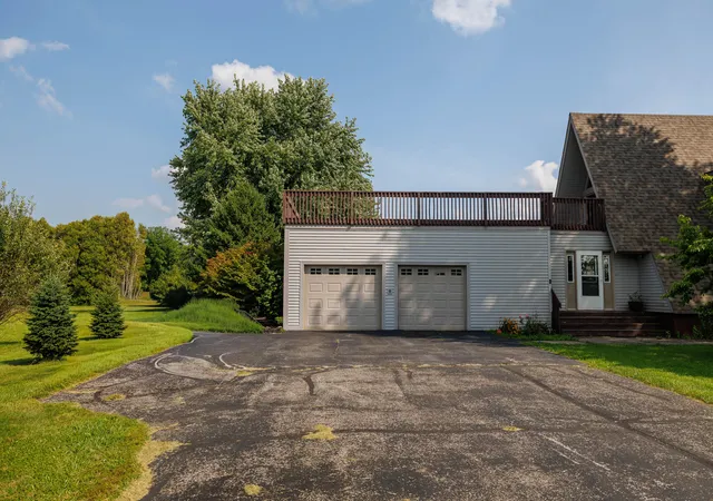 Photo 3 of Single family home for sale at 9111 S 335 E, Brook, IN 47922 | MLS# 844330 | Listing updated on 2026-08-30