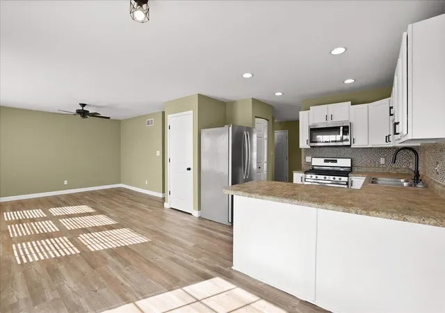 4th image of 10725 Illinois St, Crown Point, IN 46307 | MLS# 844325