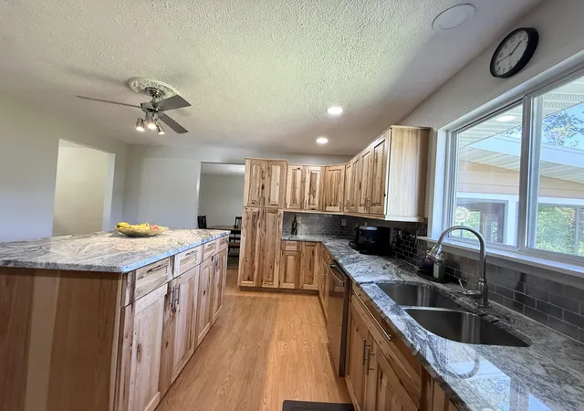 Photo 4 of Single family home for sale at 762 Dunewood Dr, Chesterton, IN 46304 | MLS# 844343 | Listing updated on 2026-09-15