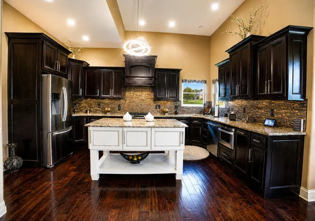 Photo 4 of Single family home for sale at 58 E Levanno Dr, Crown Point, IN 46307 | MLS# 844621 | Listing updated on 2026-10-07