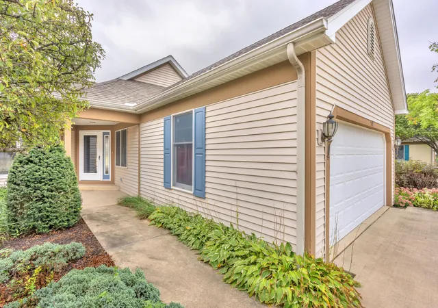 Photo 1 of Condo for sale at 519 Pheasant Run, Rensselaer, IN 47978 | MLS# 845624 | Listing updated on 2026-09-19