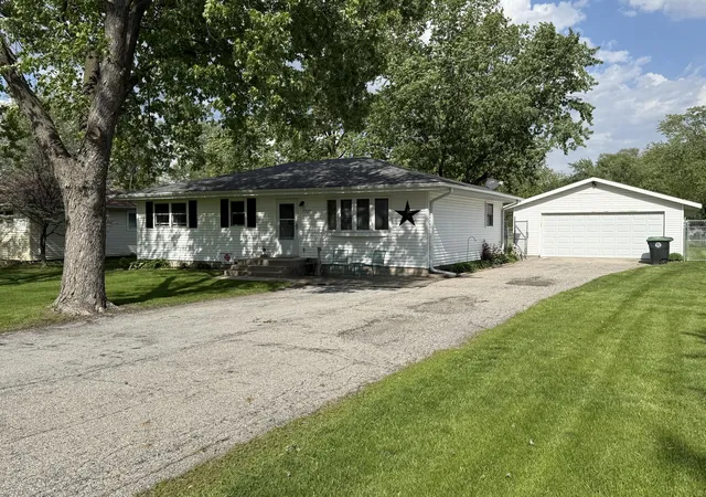 Photo 1 of Sale Pending at 7727 Dakota St, Hobart, IN 46410 | MLS# 844371 | Listing updated on 2026-08-31