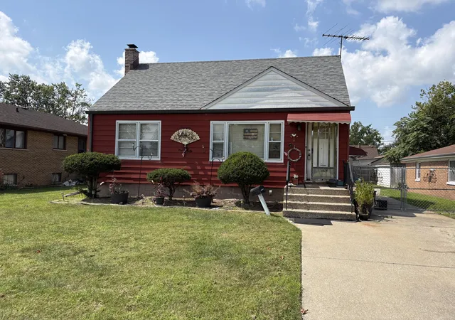 Photo 1 of Single family home for sale at 3824 S Cameron Ave, Hammond, IN 46327 | MLS# 844457 | Listing updated on 2026-09-23