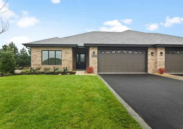 Multi family home for sale at 8434 Shell Dr, St. John, IN 46373 | MLS# 844421