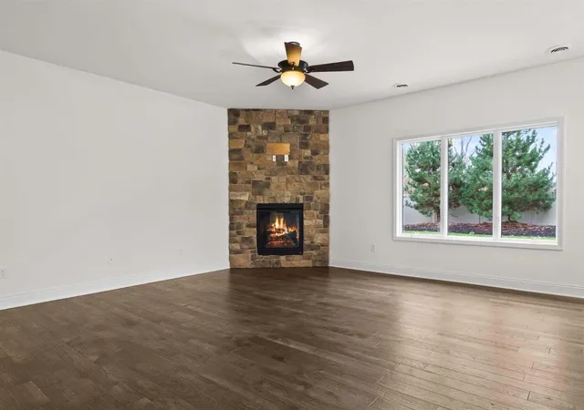 Photo 3 of Multi family home for sale at 8434 Shell Dr, St. John, IN 46373 | MLS# 844421 | Listing updated on 2026-08-27