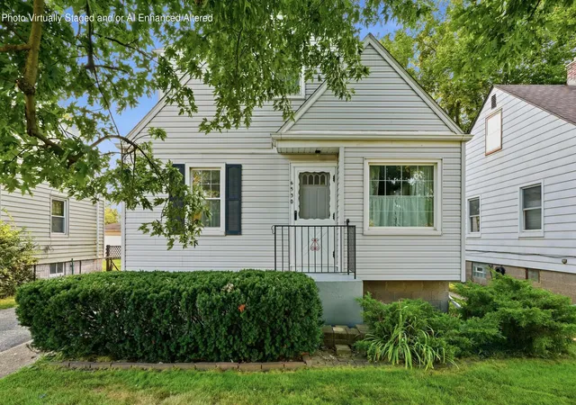 Single family home for sale at 6530 Delaware Ave, Hammond, IN 46323 | MLS# 844362
