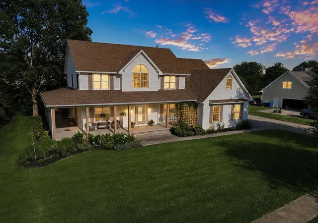 Photo 1 of Single family home for sale at 1909 Catkin Cir, Chesterton, IN 46304 | MLS# 844410 | Listing updated on 2026-09-14