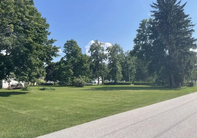 Photo 1 of Sale Pending at 208 W Daumer Rd, Kouts, IN 46347 | MLS# 844702 | Listing updated on 2026-09-03