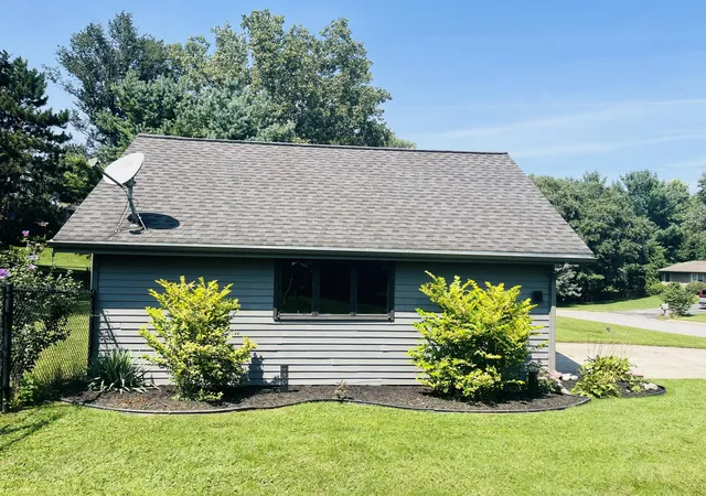 Photo 1 of Single family home for sale at 632 Woodstone Path, Valparaiso, IN 46385 | MLS# 844663 | Listing updated on 2026-09-21