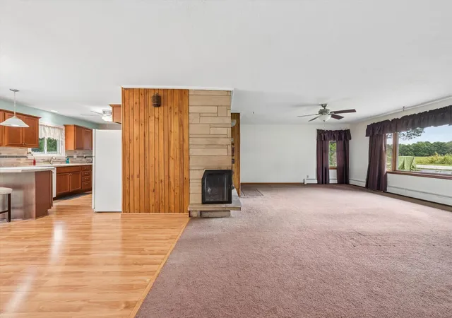 Photo 3 of Single family home for sale at 180 S Mineral Springs Rd, Chesterton, IN 46304 | MLS# 845934 | Listing updated on 2026-09-25
