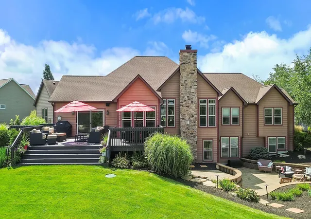 Photo 3 of Single family home for sale at 141 S Belgian Ct, Valparaiso, IN 46383 | MLS# 844564 | Listing updated on 2026-09-15
