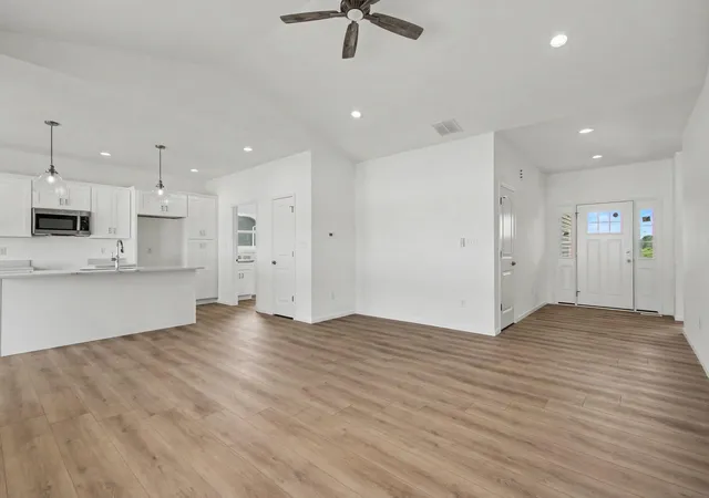 Photo 2 of Single family home for sale at 5754 Brookview Ave, Portage, IN 46368 | MLS# 844492 | Listing updated on 2026-09-01