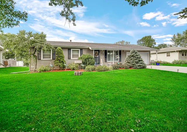 Photo 2 of Single family home for sale at 155 Lexington St, Valparaiso, IN 46385 | MLS# 844528 | Listing updated on 2026-09-17