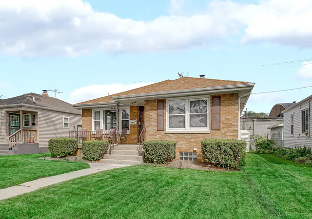 Photo 2 of Single family home for sale at 4945 Washington St, Gary, IN 46408 | MLS# 844386 | Listing updated on 2026-10-06