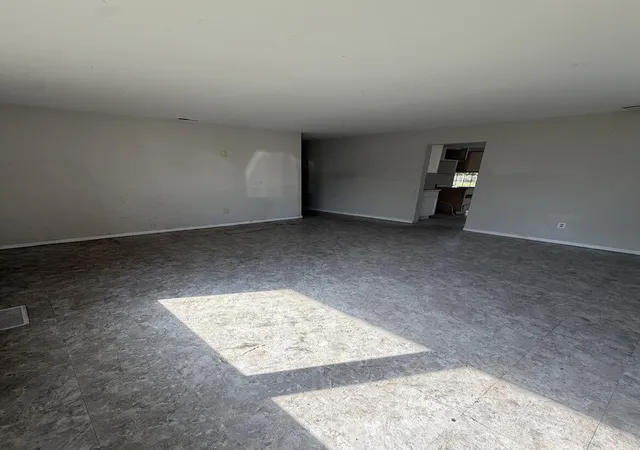 Photo 3 of Single family home for sale at 640 S New Jersey St, Gary, IN 46403 | MLS# 844450 | Listing updated on 2026-09-03