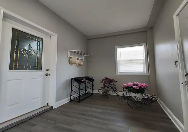 Photo 3 of Single family home for sale at 903 Drackert St, Hammond, IN 46320 | MLS# 844510 | Listing updated on 2026-09-02