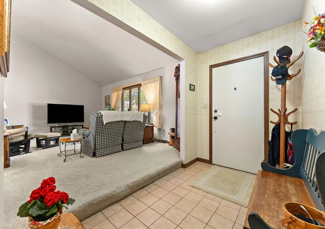 Photo 2 of Sale Pending at 715 Saratoga St, Crown Point, IN 46307 | MLS# 844522 | Listing updated on 2026-09-06
