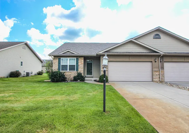 Photo 1 of Multi family home for sale at 817 Daisy Cir Ne, De Motte, IN 46310 | MLS# 844448 | Listing updated on 2026-08-28