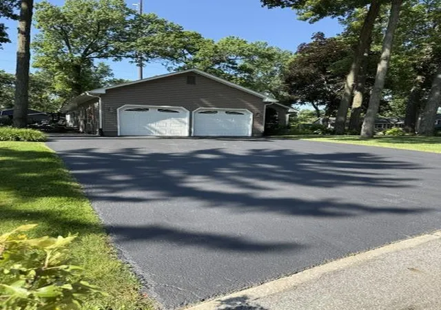 Photo 4 of Single family home for sale at 4000 Hemlock Dr, Valparaiso, IN 46383 | MLS# 844456 | Listing updated on 2026-09-05