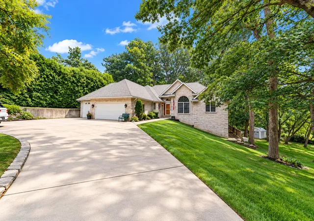 Photo 42 of Single family home for sale at 14807 Reeder Rd, Crown Point, IN 46307 | MLS# 844471 | Listing updated on 2026-10-07
