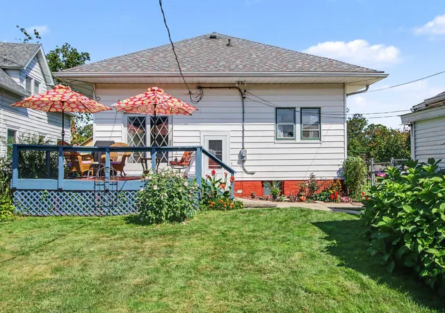 Photo 3 of Single family home for sale at 210 G St, La Porte, IN 46350 | MLS# 844514 | Listing updated on 2026-09-03