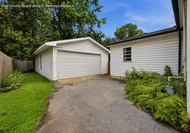 Photo 4 of Single family home for sale at 270 Woodlawn Ave, Porter, IN 46304 | MLS# 844494 | Listing updated on 2026-08-31