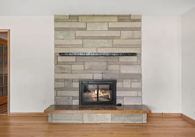 Photo 4 of Single family home for sale at 1904 Linden Dr, Valparaiso, IN 46383 | MLS# 845768 | Listing updated on 2026-09-23