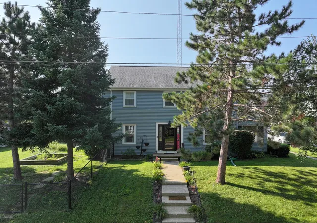Photo 1 of Sale Pending at 724 N Center St, Plymouth, IN 46563 | MLS# 844477 | Listing updated on 2026-08-31