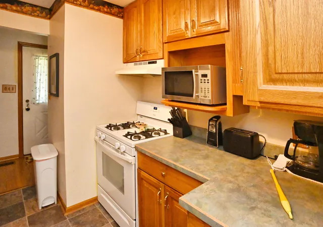 Photo 3 of Sale Pending at 1951 David Dr, Chesterton, IN 46304 | MLS# 844760 | Listing updated on 2026-09-05