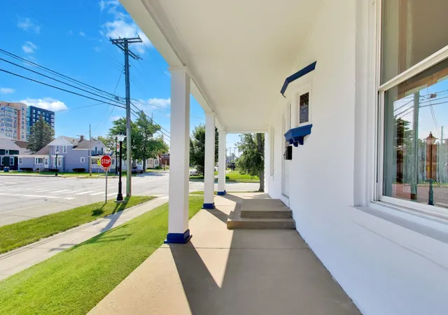 Photo 3 of Single family home for sale at 831 Washington St, Michigan City, IN 46360 | MLS# 844527 | Listing updated on 2026-09-07