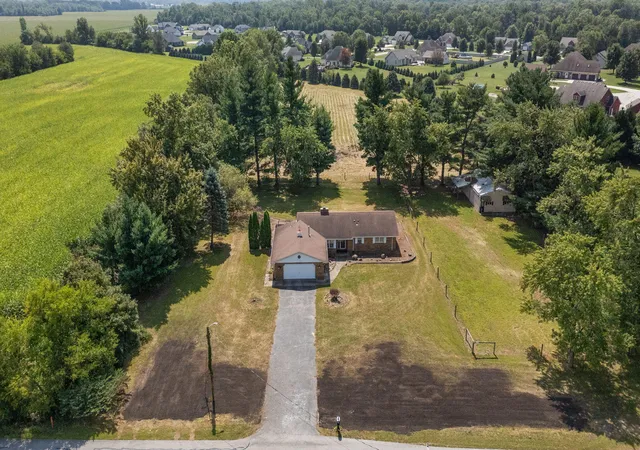 Photo 3 of Sale Pending at 6611 W 1350 N, De Motte, IN 46310 | MLS# 844557 | Listing updated on 2026-09-12