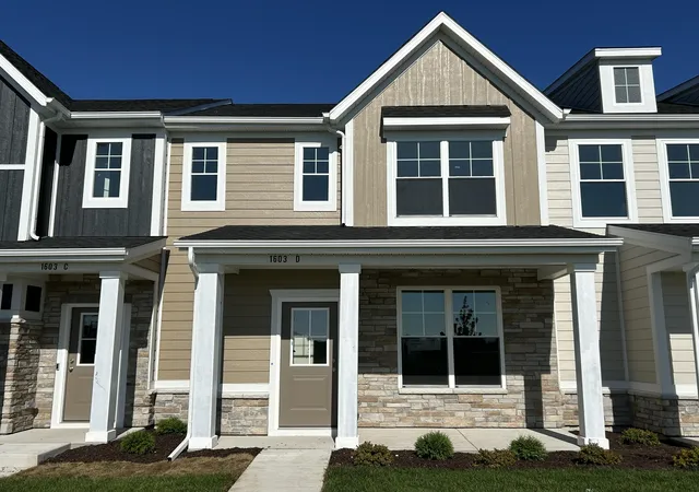 Photo 1 of Townhouse for sale at 1603 Parkside Ln #D, Dyer, IN 46311 | MLS# 844529 | Listing updated on 2026-08-31