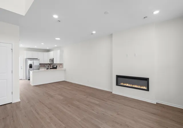 Photo 3 of Townhouse for sale at 1603 Parkside Ln #D, Dyer, IN 46311 | MLS# 844529 | Listing updated on 2026-10-06
